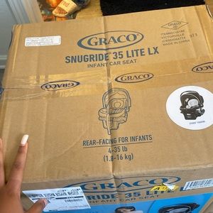 COPY - It’s a black car seat for 4-35 lb